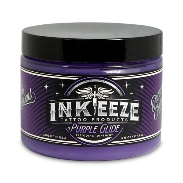 Imagen de UNGUENTO INK-EEZE PURPLE GLIDE 6oz (180 ml) disponible en Viking Tattoo Shop, insumos de alta calidad para tatuadores.